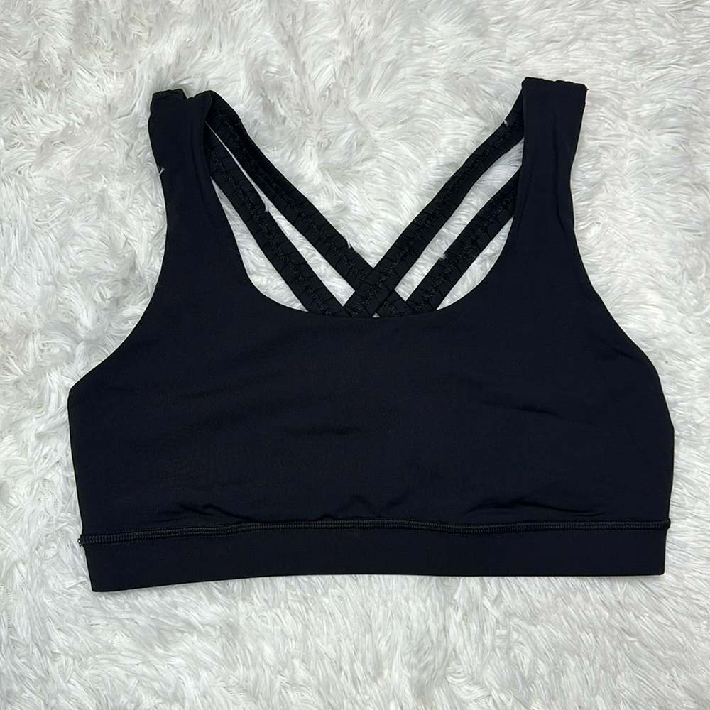 Lululemon Medium Support Sports Bra with Strap Detailing In Black Size 10